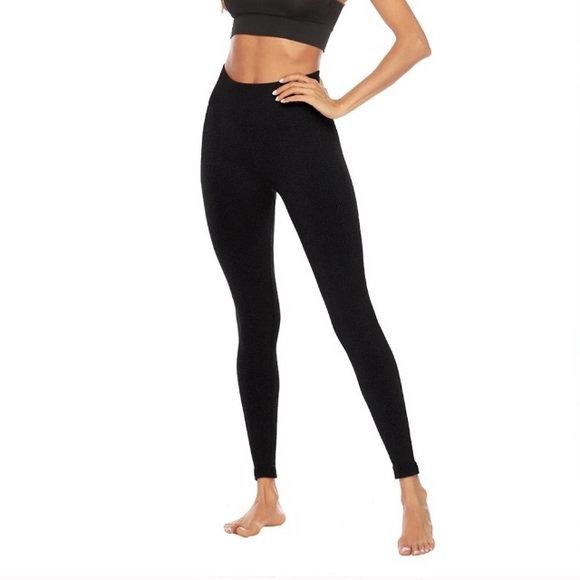 High Waisted Fall/Winter Stretch Black Leggings   - Picture 3 of 10